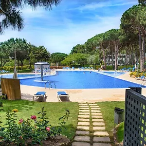 aparthotel-ciutat-de-palol.catalonia-hotels.com/