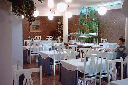 Hotel Villa De Laredo Fuengirola 3*,